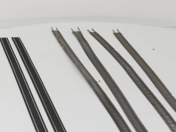 Schaal H0 2 st. Roco 42201 rechte rails +/- 180 cm - 4 st..., Gebruikt, Rails, Ophalen of Verzenden, Roco