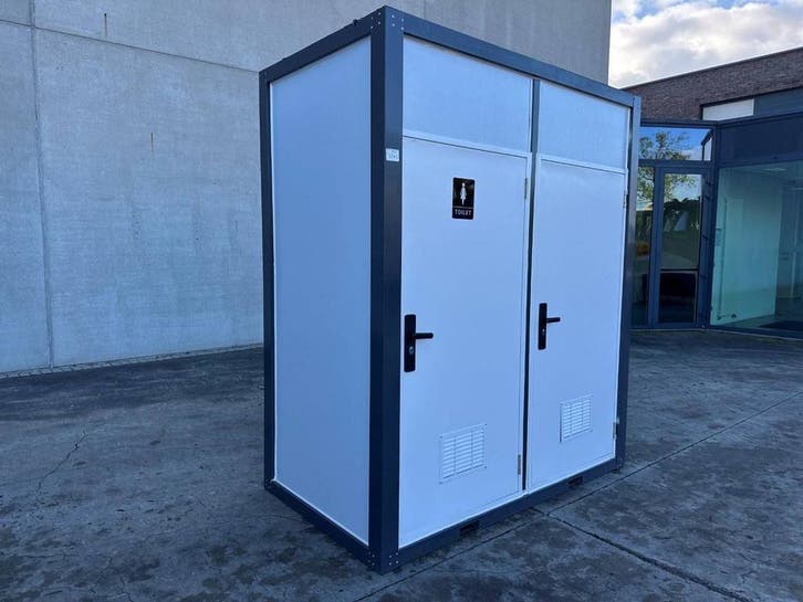 Veiling: Dubbele WC Cabine, Articles professionnels, Machines & Construction | Abris de chantier & Conteneurs, Enlèvement