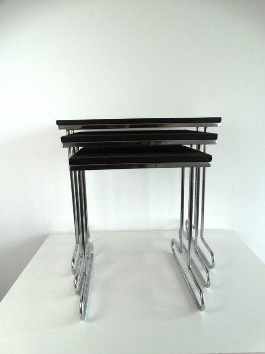 Set bijzettafels - IJzer - Drie bijzettafeltjes, Antiquités & Art, Art | Objets design