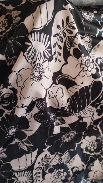 Splendide coupe rasatello stretch - Textile - 400 cm - 140