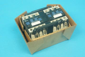 Telemecanique LC2D0901F5 3 pole reversing contactor 110 VAC, Ophalen of Verzenden
