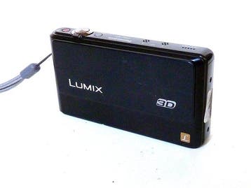 Panasonic 3D1 stereo camera, makes digital MPO 3D photos -