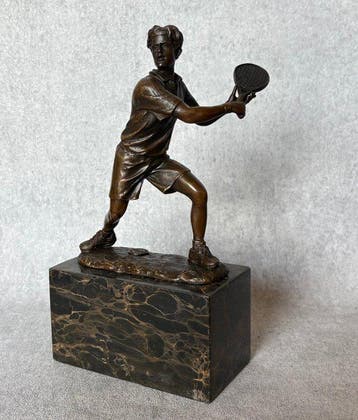 Beeld, Bronzen sculptuur van een tennisspeler. Naar: Milo -, Antiek en Kunst