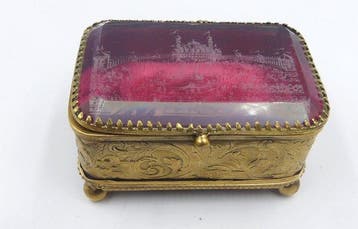 Doos - voor sieraden, Messing, Glas - Décor paleis Trocadéro, Antiek en Kunst