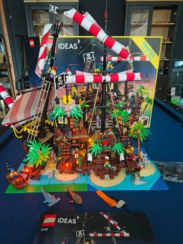 Lego Set - 21322 - Ideas (CUUSOO) - Pirates of Barracuda Bay, Kinderen en Baby's, Nieuw