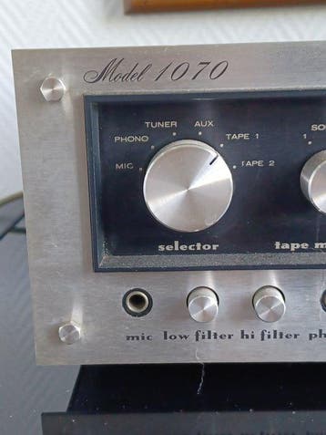 Marantz - Model 1070 Amplificateur intégré à, Nieuw