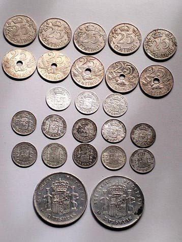 Spanje. Lote 25 monedas españolas Alfonso XII y Alfonso XIII