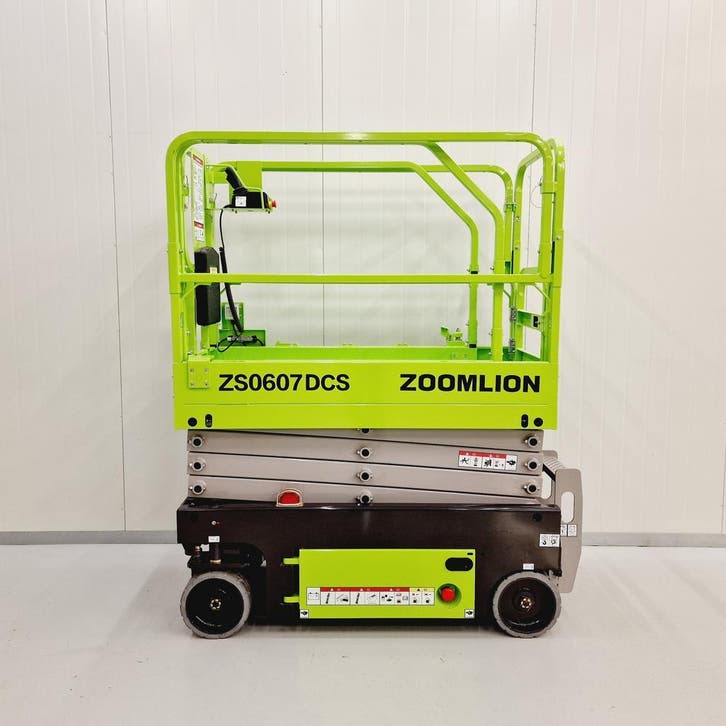 Nieuw Zoomlion ZS0607DCS elektrische hoogwerker 8 meter, Articles professionnels, Machines & Construction | Ascenseurs, Échafaudages & Échelles