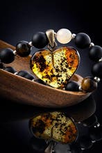 Amber Heart Statementketting – Golden Light Play – Zwart- en