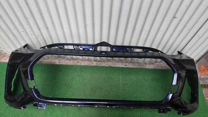 Pare-chocs av. Suzuki Across 2020-, Auto-onderdelen, Carrosserie, Ophalen