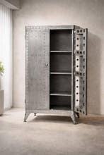 Kast - Recycled Staal - Industrial Design Ico