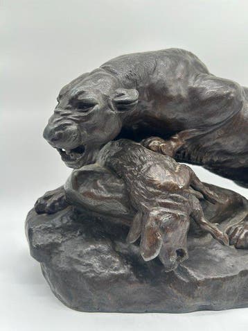 Clovis-Edmond Masson (1838 - 1913) - sculptuur, Lionne