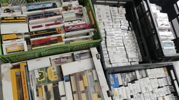 GRATIS verzenden* en meer dan 5000 1:87 op www.hotreinen.com, Verzenden, Auto