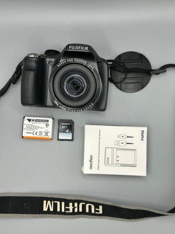 Fujifilm FinePix SL260 - Bridge 14 MP | zoom optique 26x