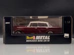 Revell 1:18 - Modelauto - 1958 Mercedes-Benz 220 SE Sedan, Nieuw