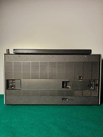 Grundig - Satellit 2100 Portable Radio mondiale, TV, Hi-fi & Vidéo