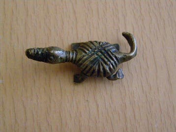 GOUDGEWICHT - KROKODIL - SPREEKWOORD - Abrammuo - Mrammuo -, Antiek en Kunst