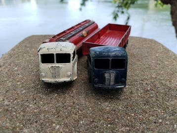Dinky Toys 1:43 - Model vrachtwagen (2) - Tracteur Panhard, Nieuw