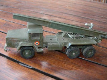 Dinky Toys - Véhicule militaire miniature (3) - militaire