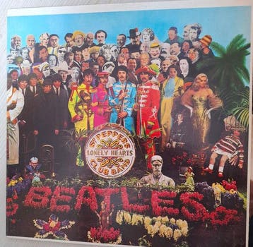 Beatles - 2 Albums - Sgt. Peppers (USA Press) & Hear The, Nieuw in verpakking