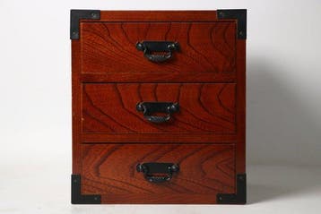 Commode à trois tiroirs en bois de zelkova, style Mingei —