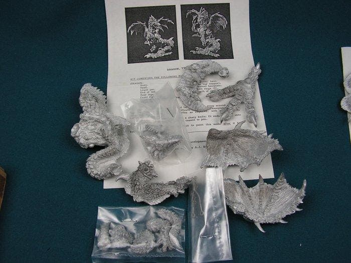 Phoenix Miniaures - Speelgoed figuur Phoenix Miniatures, Antiek en Kunst, Antiek | Overige Antiek