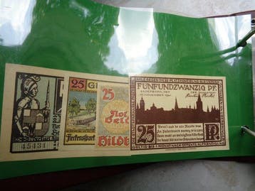 Duitsland. - 312 Notgeldscheine 1920s (Zonder minimumprijs), Postzegels en Munten