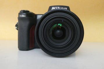 Nikon Coolpix E8700 met Nikon ED lens Appareil photo