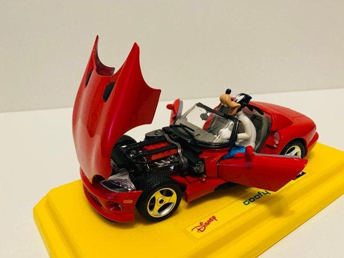 Disney - Goofy in Dodge Viper RT/10 - Model car - 1 Figurine, Collections, Disney