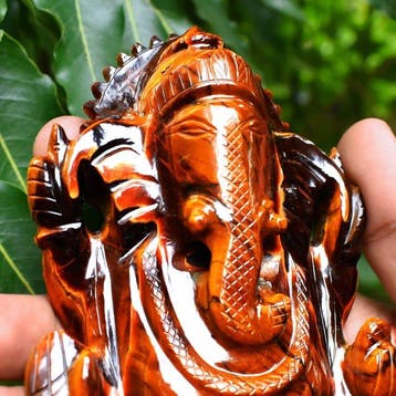 Beeld, No Reserve - Big Genuine Tiger Eye Hand Carved Divine