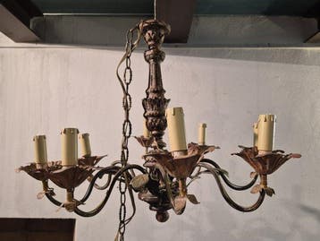 Kroonluchter - Smeedijzer, Houtsnijwerk