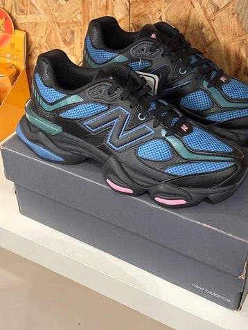 New Balance - U9060 - Sneakers - Maat: EU 42 - Nieuw met, Nieuw