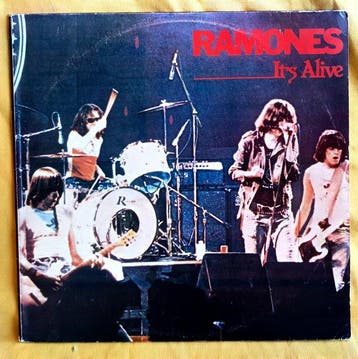 Ramones - Its Alive. Live (double LP) / Road to Ruin -