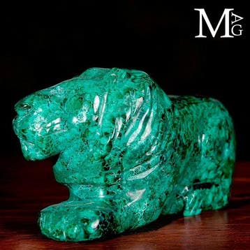 Kostbare malachietsculptuur - Leeuw in malachiet: De