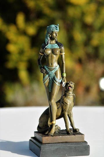 Beeld, cleopatra - 25 cm - brons marmer, Antiek en Kunst