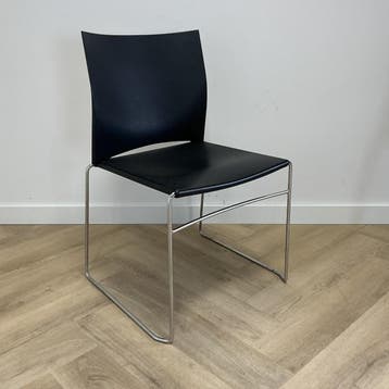 Viasit kantinestoel / stapelstoel,  zwart - chroom, Gebruikt, Zwart, Eén