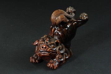 Ohi Ware leeuwenfiguur door Ohi Choju II () / Kato Choju