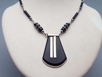 Art Deco kunststof en metaal - Halsketting - Jakob Bengel
