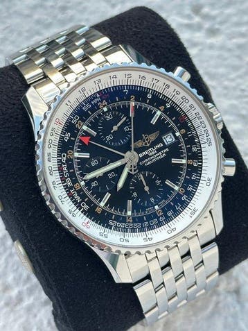 Breitling - Navitimer World Chronograph GMT 46 -