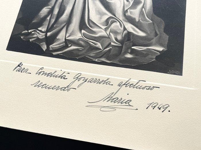 Autógrafo - Firma de María de las Mercedes de Borbón y, Verzamelen, Film en Tv