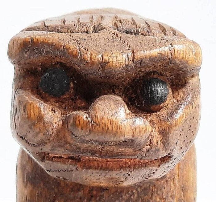 Houten Shishi-beeld – gesigneerd – Meiji–Taisho-periode -, Antiek en Kunst, Antiek | Overige Antiek