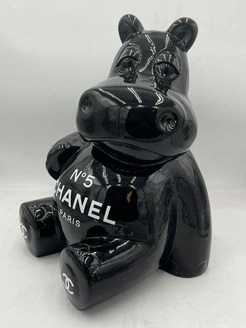 Naor (XX-XXI) - CHANEL Nilpferd Hippo
