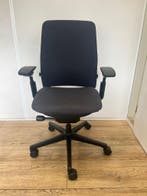 Steelcase Amia x Leap V2 - Ergonomische Bureaustoel, Verzenden, Zwart, Zo goed als nieuw, Bureaustoel