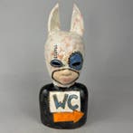 Iwo Rynkiewicz (1970) - sculptuur, WC way - Hand made