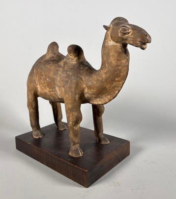 Chinois ancien, empire unifié des Tang Terre cuite Camel -, Collections
