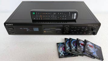 Sony - MDS-JE 510 + 5 nieuwe TDK minidiscs - Platine