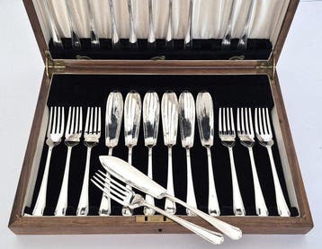 Harrison Brothers & Howson - Visbestekset voor 12 personen