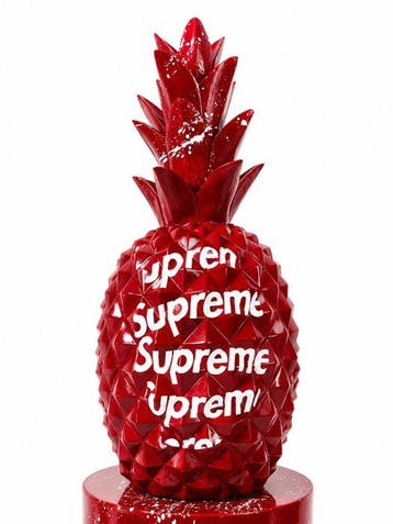 Daluxe Art - 1999 • XXL Supreme Pineapple Display – 115 cm