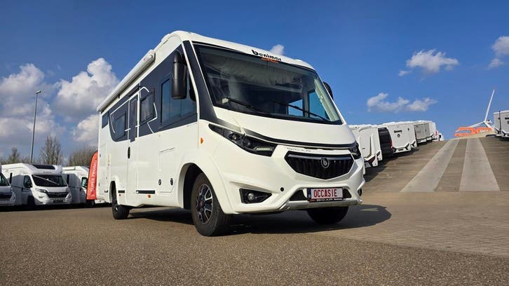 Benimar Amphitryon 940 slechts 32906 km, hef-/dwarsbed 55057, Caravanes & Camping, Camping-cars