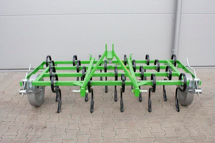 Bomet S-tand cultivator 1.80 - 3.60m, Articles professionnels, Agriculture | Outils